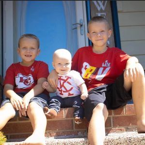 Meet your Posher, Gregory